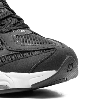 9060 GS Phantom Black