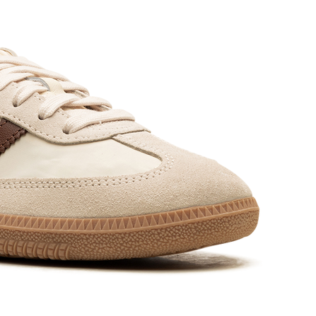 Cream White Preloved Brown